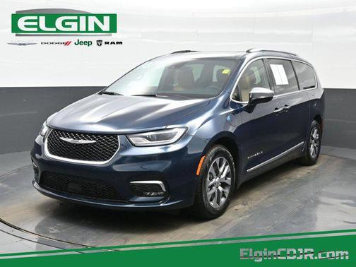 2023 Chrysler Pacifica L