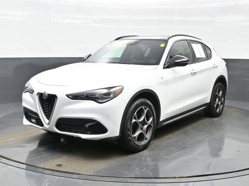 2024 Alfa Romeo Stelvio Ti