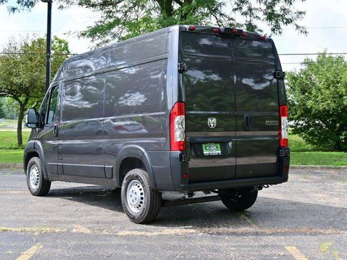 2025 RAM ProMaster 1500 Base