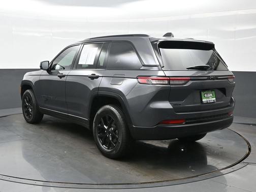 Baltic Gray Metallic Clearcoat 2024 Jeep Grand Cherokee Altitude