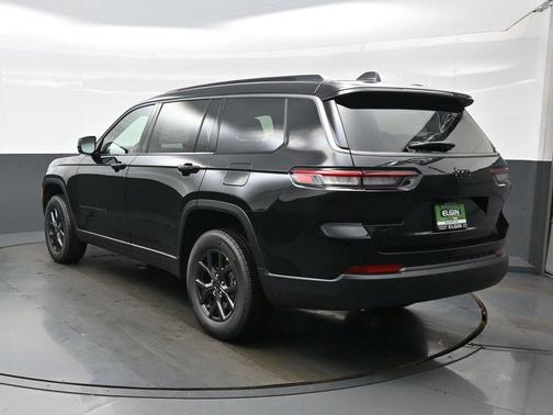 High Gloss Black 2027 Jeep Grand Cherokee L Laredo