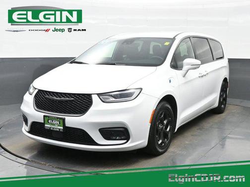 2022 Chrysler Pacifica Hybrid Touring L