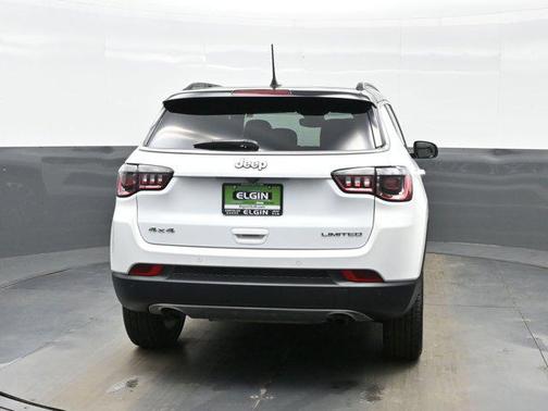 Bright White Clearcoat 2023 Jeep Compass Limited