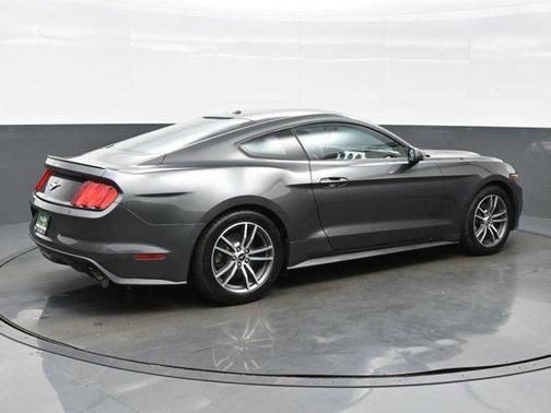 2016 Ford Mustang EcoBoost