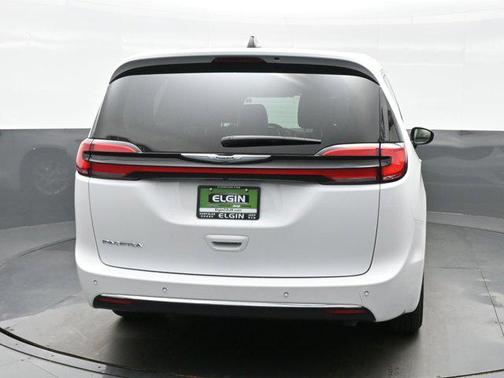 Bright White Clearcoat 2024 Chrysler Pacifica Touring L