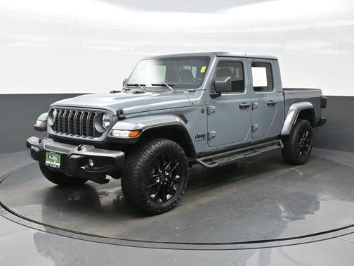 2025 Jeep Gladiator Nighthawk