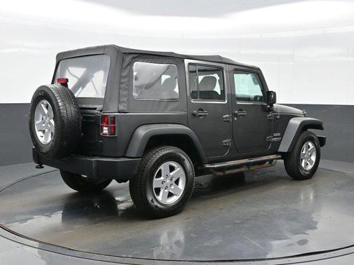 Granite Crystal Metallic Clearcoat 2016 Jeep Wrangler Unlimited Sport