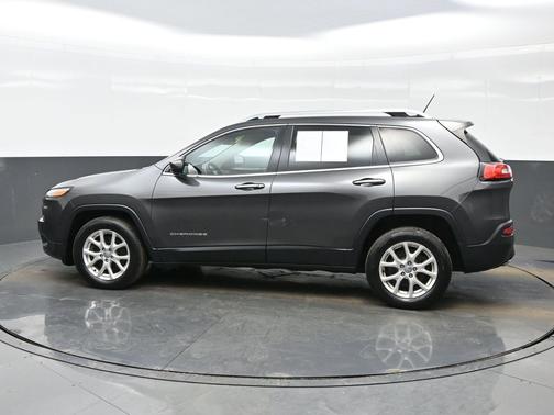 Granite Crystal Metallic Clearcoat 2014 Jeep Cherokee Latitude