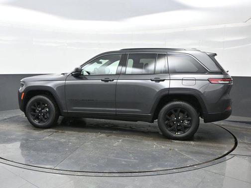 2026 Jeep Grand Cherokee Altitude