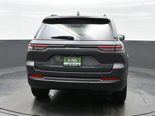 2026 Jeep Grand Cherokee Altitude