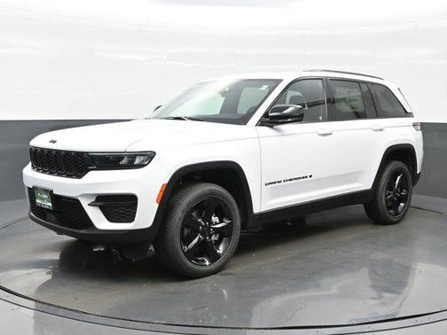 2025 Jeep Grand Cherokee Altitude