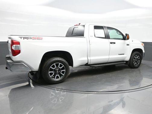 2017 Toyota Tundra SR5