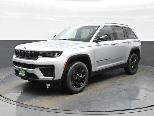2026 Jeep Grand Cherokee Altitude
