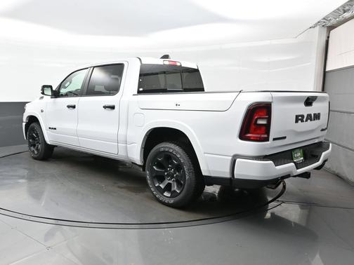 Bright White Clearcoat 2026 RAM 1500 Big Horn/Lone Star