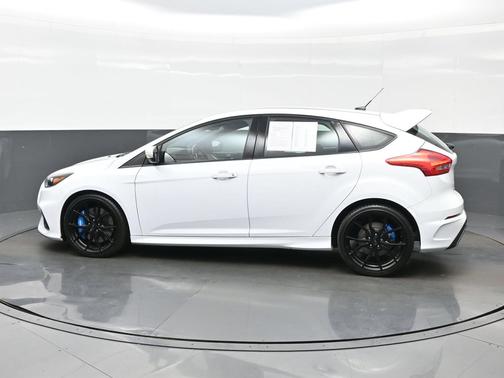 FROZEN WHITE 2016 Ford Focus RS Base