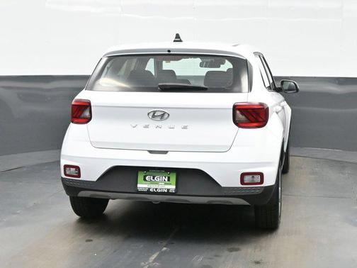 2020 Hyundai VENUE SE