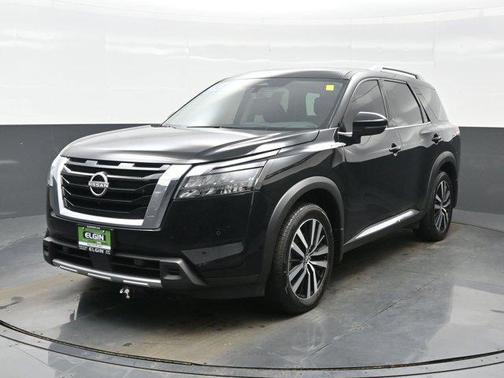 2025 Nissan Pathfinder Platinum 4WD