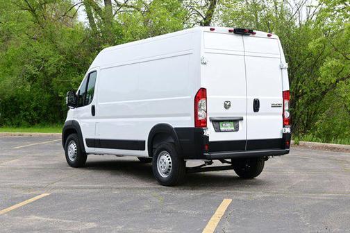 Bright White Clearcoat 2026 RAM ProMaster 1500 Base