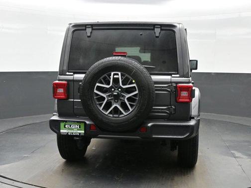 2026 Jeep Wrangler 4-Door Sahara 4x4
