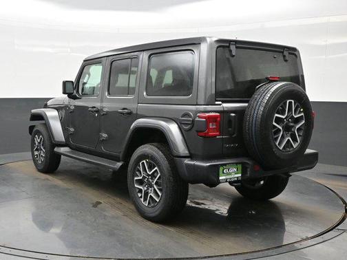 2026 Jeep Wrangler 4-Door Sahara 4x4