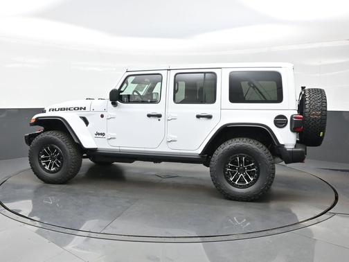 Bright White Clearcoat 2026 Jeep Wrangler Rubicon
