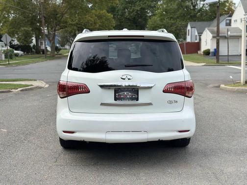 2011 INFINITI QX56 Base