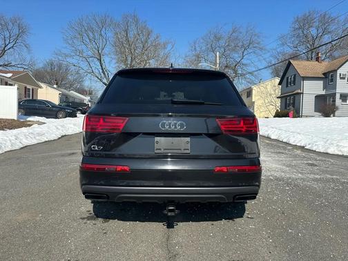 2019 Audi Q7 55 Prestige