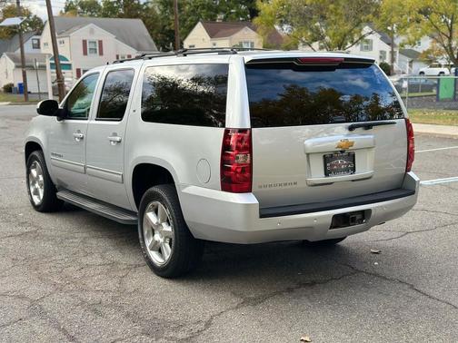 2014 Chevrolet Suburban 1500 LT