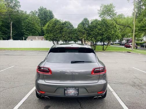 2015 Porsche Macan Turbo