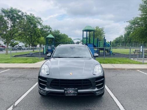 2015 Porsche Macan Turbo