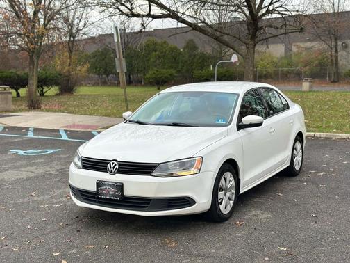 2014 Volkswagen Jetta Auto SE