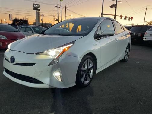 2018 Toyota Prius Four Touring