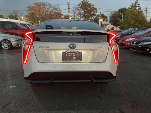 2018 Toyota Prius Four Touring