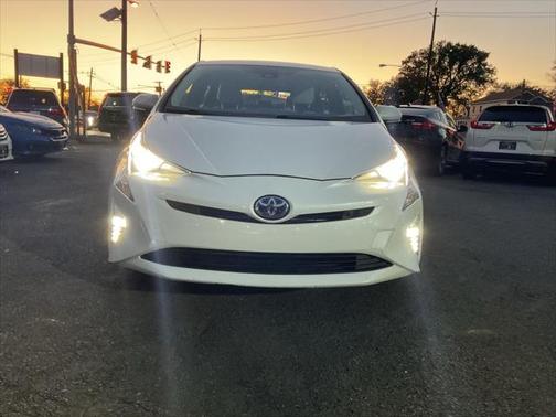 2018 Toyota Prius Four Touring