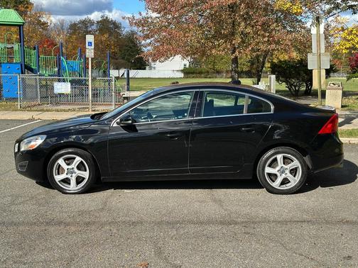 2013 Volvo S60 T5