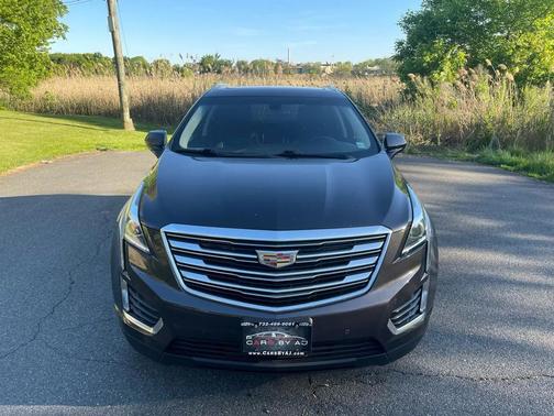 Black 2017 Cadillac XT5 Luxury