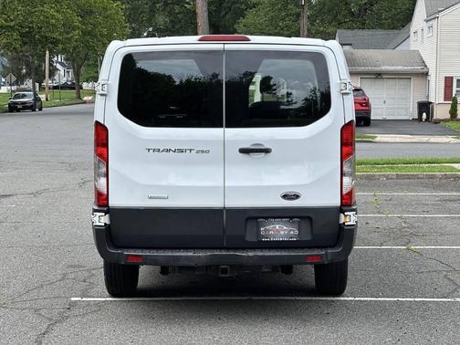 2015 Ford Transit-250 Base