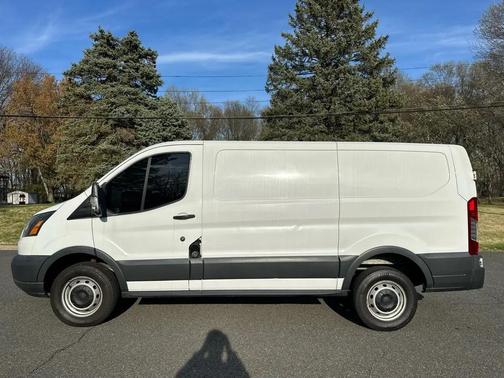 2015 Ford Transit-250 Base