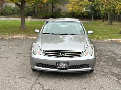 2006 INFINITI G35x Base