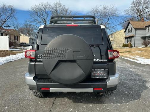 2012 Toyota FJ Cruiser Base