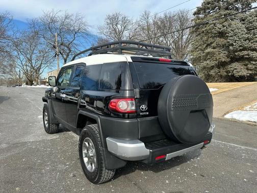 2012 Toyota FJ Cruiser Base