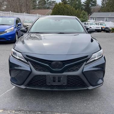 Blue 2018 Toyota Camry SE