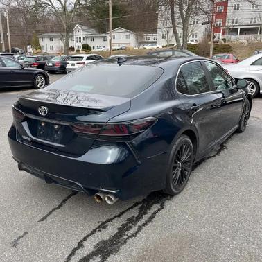 Blue 2018 Toyota Camry SE