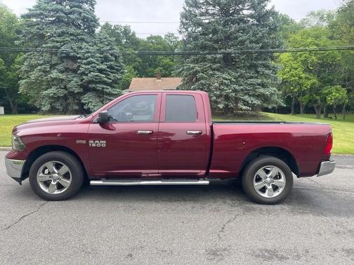 Maroon 2017 RAM 1500 SLT