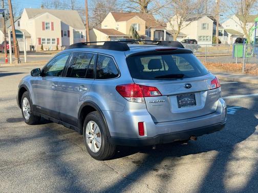2013 Subaru Outback 2.5i