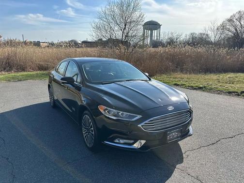 Black 2017 Ford Fusion Energi SE Luxury