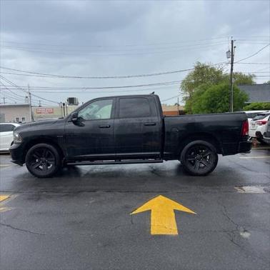 2017 RAM 1500 Night Crew Cab 4x4 5'7' Box