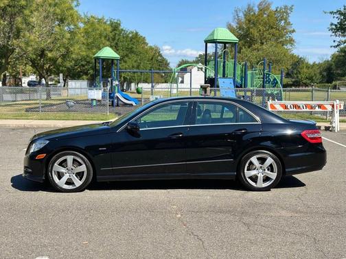 2012 Mercedes-Benz E-Class 4MATIC