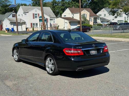 2012 Mercedes-Benz E-Class 4MATIC