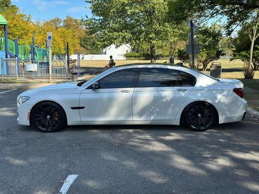 2015 BMW 750 Li xDrive